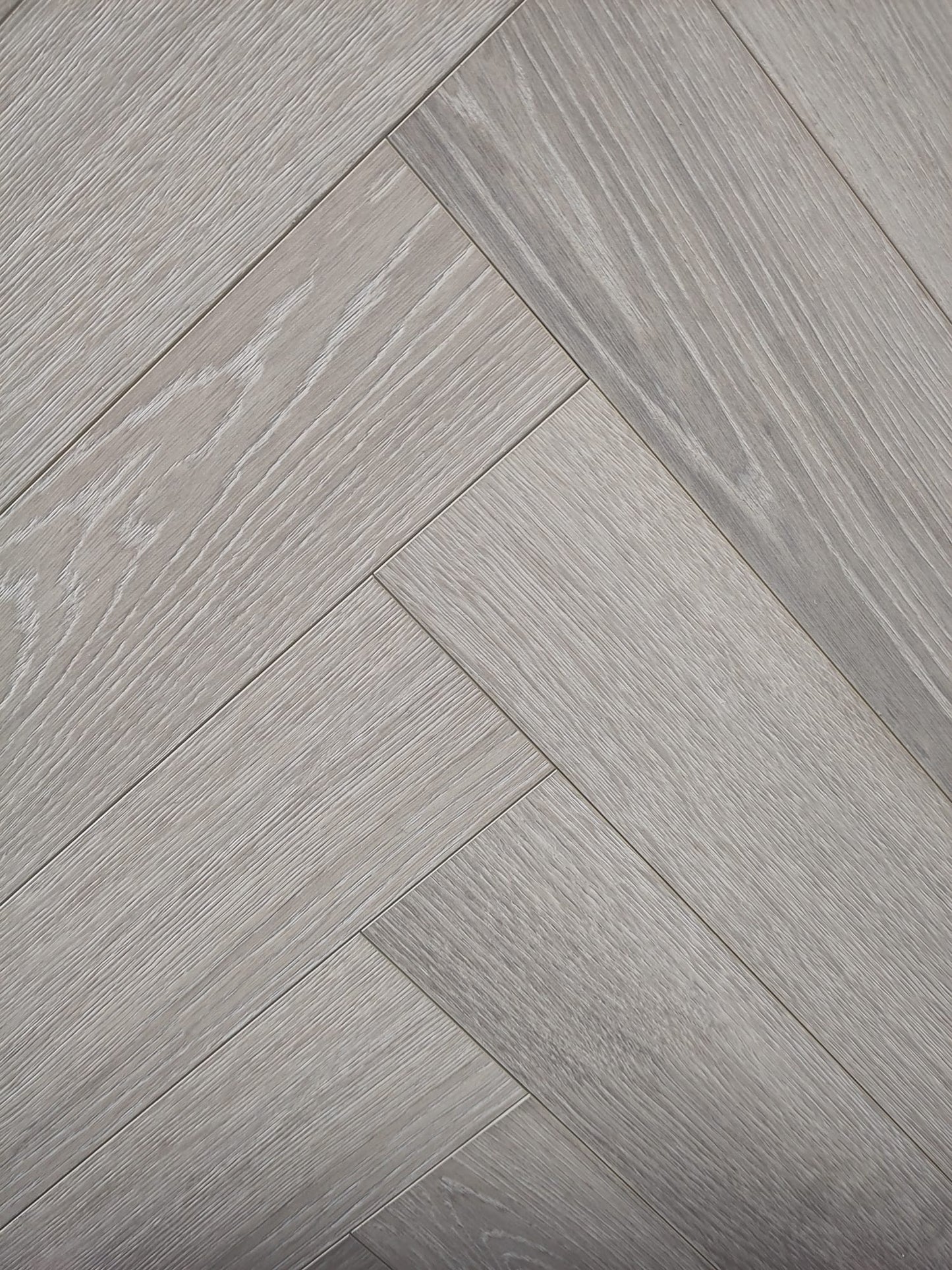 Evolve BLOCKS Herringbone Esbjerg R90602 12mm Laminate Flooring
