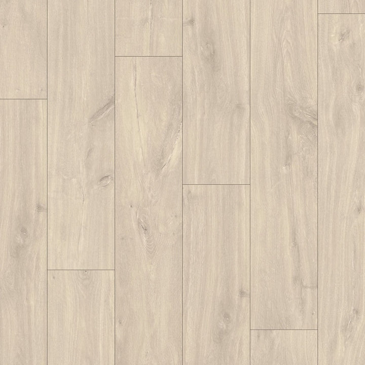 A close-up of Quickstep CLASSIC HAVANA OAK NATURAL CLM1655 8mm Laminate Flooring
