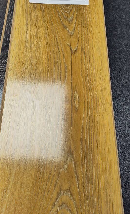 EziClick High Gloss Barrel Oak Laminate Flooring