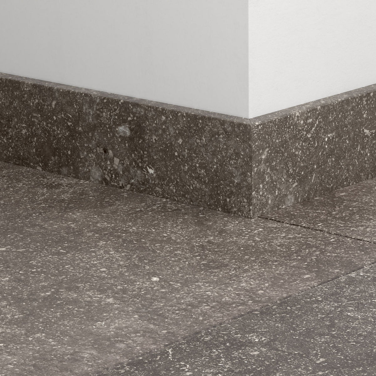 Quick-Step Standard Skirting Fumed Bluestone QSSK05484