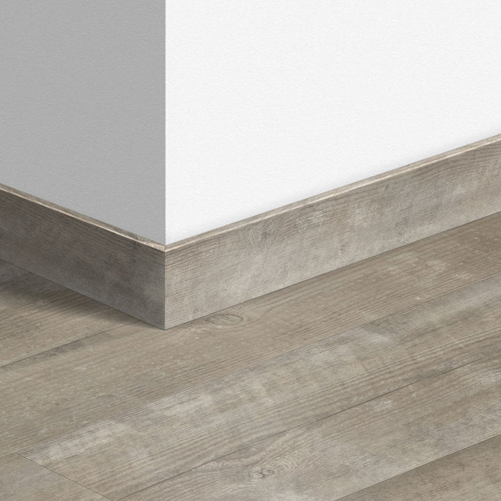 Quick-Step Standard Skirting Morning Mist Pine QSVSK40074