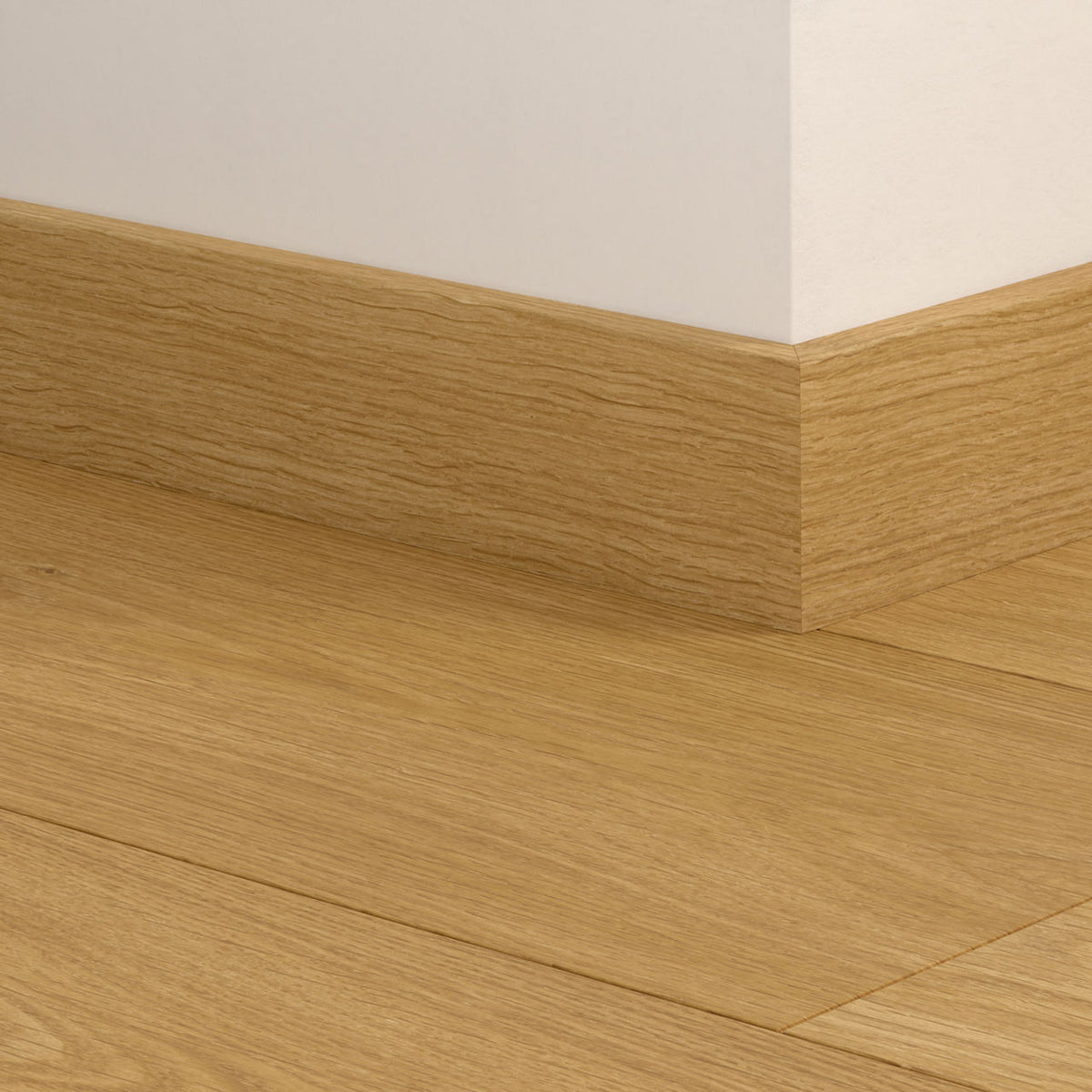 Quick-Step Standard Skirting Coast Oak Honey QSVSK40320