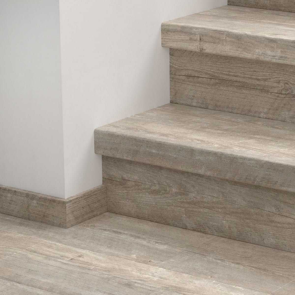 Quick-Step Vinyl Stair Cover Morning Mist Pine QSVSTRBMP40074