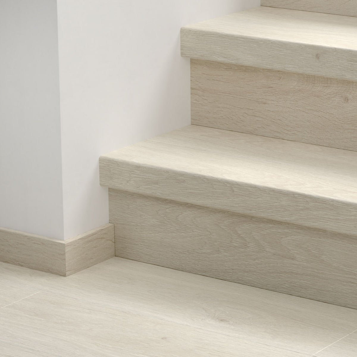 Quick-Step Vinyl Stair Cover Sea Breeze Oak Light QSVSTRBMP40079